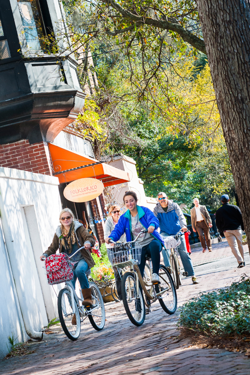 Family Bike Ride Historic District - visit Savannah_s